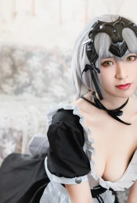 FGO Noir Jeanne d'Arc Maid Costume@明丝_CatN (9 photos)