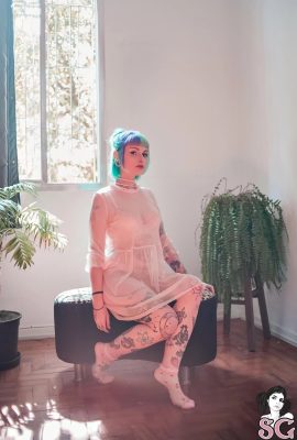 (Suicide Girls) Kamiz – Maison de poupées