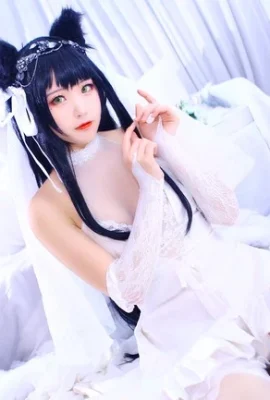 « Azur Lane » Atago Cosplay[CN: Xia Ningning](8 photos)