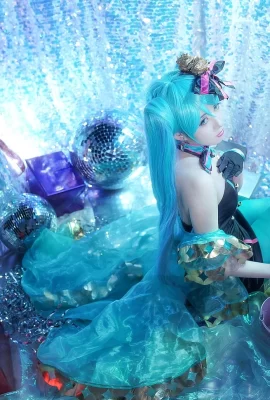 Hatsune Miku@苏西-sukki (9 photos)