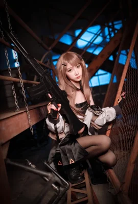 « Filles Frontline » K2 Cosplay[CN : Xi Zhi Zhi](9 photos)