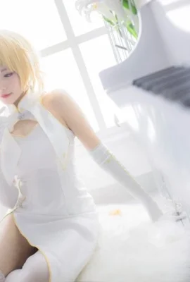 « Fate/Grand Order » Jeanne d'Arc Cosplay[CN : Mi Li](9 photos)