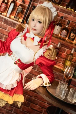 FATE Nero Claudius Maid @张阳杰一 (9 photos)