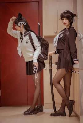 Ono fille avec uniforme scolaire (29 photos)