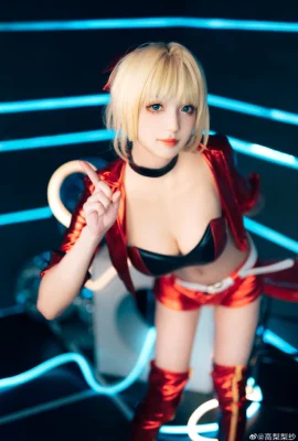 Costume de course FGO Nero Claudius @Takanashi Risa (10 photos)