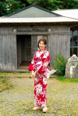 (Yamagishi Aika) Les beaux seins de la meilleure jeune femme mature sont libérés et elle a l'air particulièrement sexy (32 Photos)