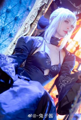 Destin/GrandOrder Artoria Pendragon@-Rabbit-chan (9 photos)