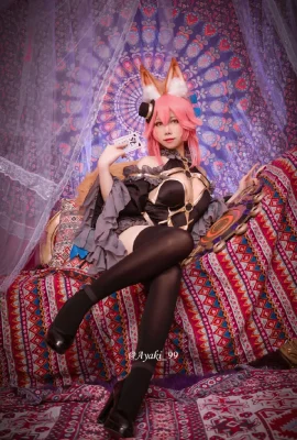 Fate/extella Tamamo Mae costume magique noir de jais @Ayaki_99 (9 photos)