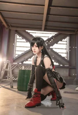 « Final Fantasy » Tifa Cosplay[CN: Shika Xiaolulu](10 photos)