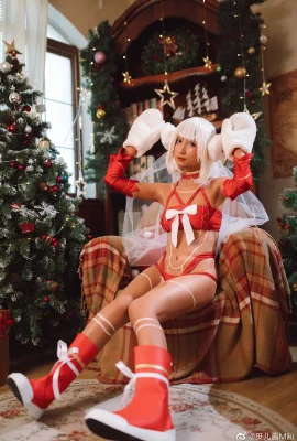 FGO Attila Noël @Belle JiangMiki (9 photos)