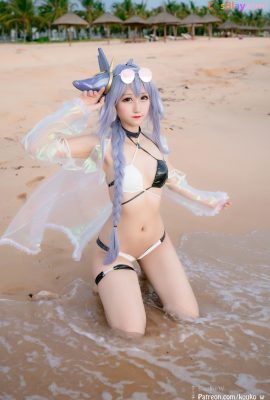 Coucou W – Séance bikini (Azur Lane)