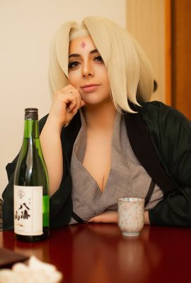 Momokun – Saké avec Tsunade