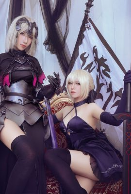 (BANBANKO & sophia-kotokoyo) Autel d'Altria Pendragon et Autel de Jeanne d'Arc