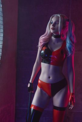 Shirogane – Harley Quinn en latex