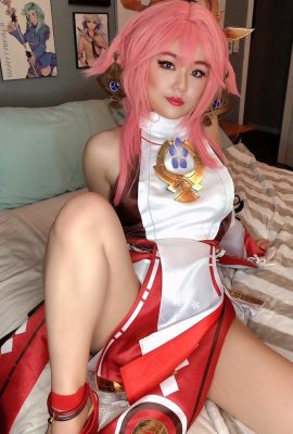 Une cosplayeuse – Yae Miko