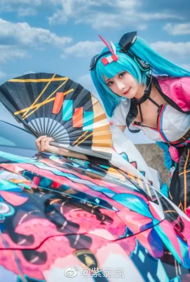 Hatsune Miku «Magical Mirai 2020» @Shikata (9 photos)