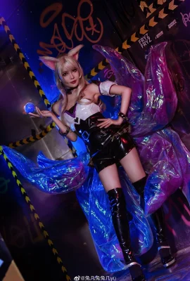 League of Legends Ahri @Rabbit Rabbit Rabbit Jiyu (9 photos)