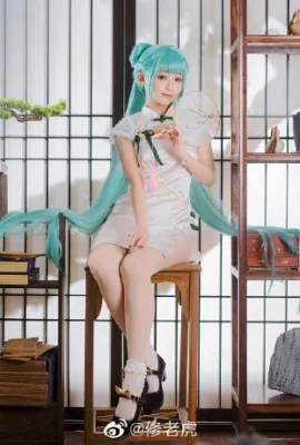 Hatsune Miku Shaohua @xiuhu (9 photos)