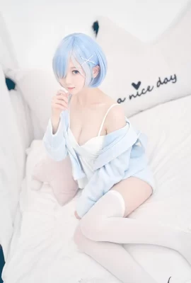 Rem from Zero – Commencer la vie dans un autre monde @-Naze Yashichi- (9 photos)