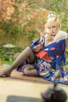 Le kimono d'Akira et Corgi dans « FGO-Artoria » met en valeur leurs silhouettes impressionnantes et fait palpiter les gens (46 Photos)