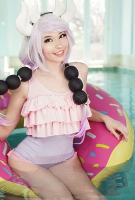 Belle Delphine – Porter un maillot de bain Kamui