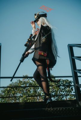 lunananya – Azure Archives Kurokan Haruna (selfie)