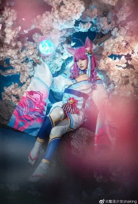 League of Legends Ahri Soul Lotus@Magical Girl secouant (10 photos)