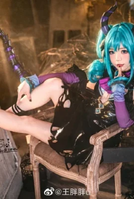 Hatsune Miku Petit Diable@王 Fatfatu (9 photos)