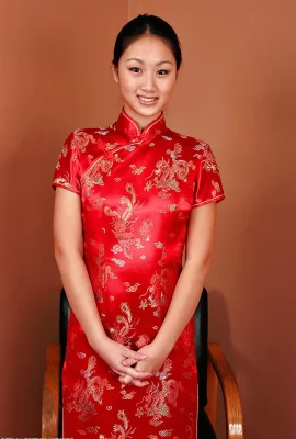 La beauté amateur portant un cheongsam rouge a un style audacieux-Evelyn_Lin (Picture Collection) (152 Photos)