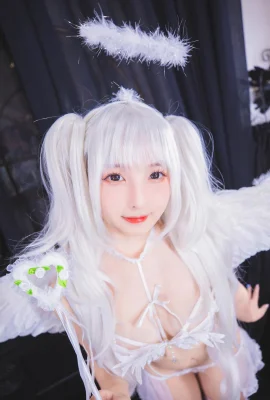 Je ne peux pas quitter des yeux la lingerie sexy de Kagurazaka Mafuyu dans « White Angel » (69 Photos)