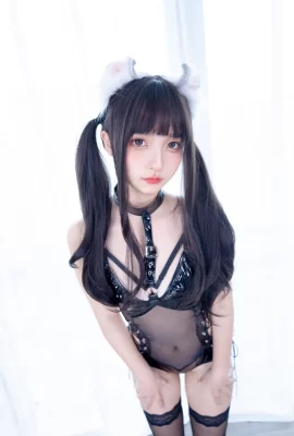 Les bas noirs sexy « Vinyl Sexy Clothes 2 » de Kagakusaka Mafuyu attirent l'imagination des gens (75 Photos)