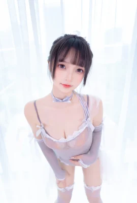 « Sexy High Panties » de Kagakusaka Mafuyu respire la beauté mature et est trop immonde (75 Photos)