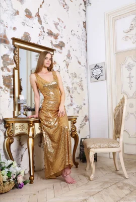 Caroline – Une certaine étincelle (110 photos)