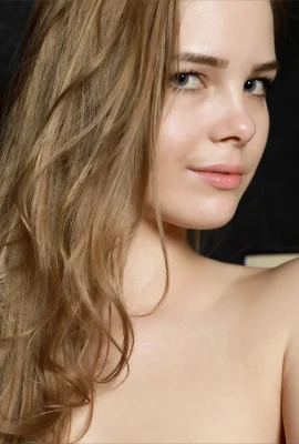 Caroline – Séduction II (59 Photos)