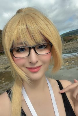 (Konomi) C’est la journée de natation de compétition, alors Jeanne