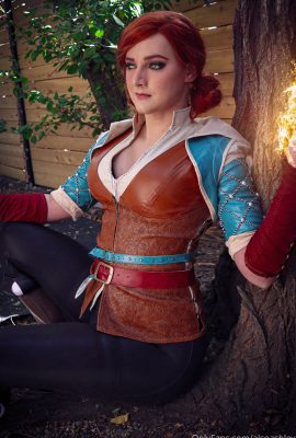 Ashley Barron-Triss Merigold