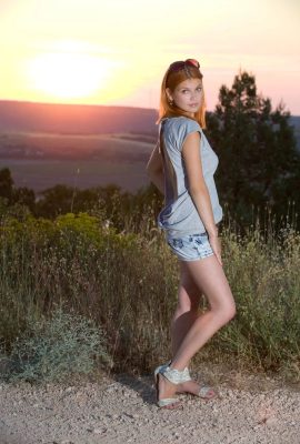 J’ai vraiment envie d’aller à la plage avec cette beauté et je dois aider à appliquer de la crème solaire Violla A (152 Photos) !