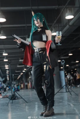 Arknights Xingxiong @ shed niangjiujiang (Photographie : @大夫_Photography) (Carnaval du jeu d’animation Firefly) (9 photos)