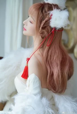 Nishuihan Bai Lingxuemei cos le beau petit renard cn fork baby (9 photos)