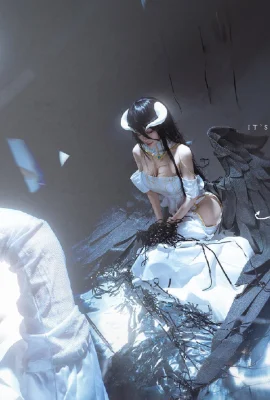 Overlord Albedo@BacklightR_ (14 photos)