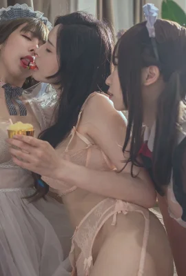 Qiu et Corgi Xia Xiaoqiu Qiuqiu Cosplay l’heure du thé de l’après-midi
