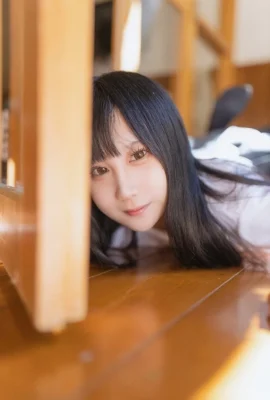 Vous voulez regarder Xiaoyu prendre une douche ? (9 photos)