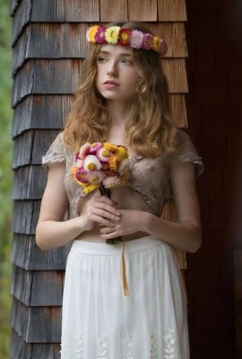 Une jeune fille de la campagne ukrainienne avec de beaux seins naturels – Rinna (29 Photos)
