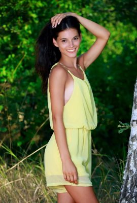 Alexandrina Impeccable (121 Photos)
