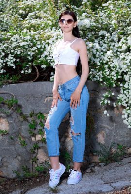 Jean maman Aleksandrina (119 Photos)