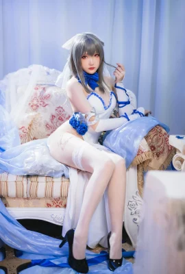 Robe Louis IX Cosplay Sauce Guahi