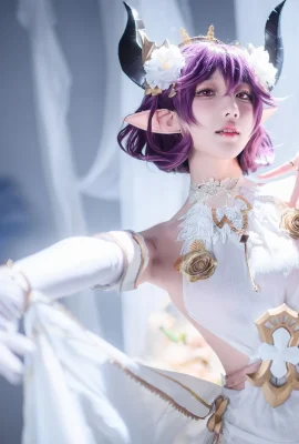 Abao est aussi une Bunny Girl Cosplay Granblue Fantasy Guleia Dragon Girl