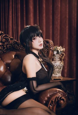 Ruyue Gray – Azur Lane Zhenhai Cheongsam (14 photos)