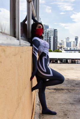 Carolina Angulo – Soie