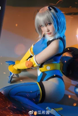 Jeune abeille Liuli@guaxijiang (9 photos)